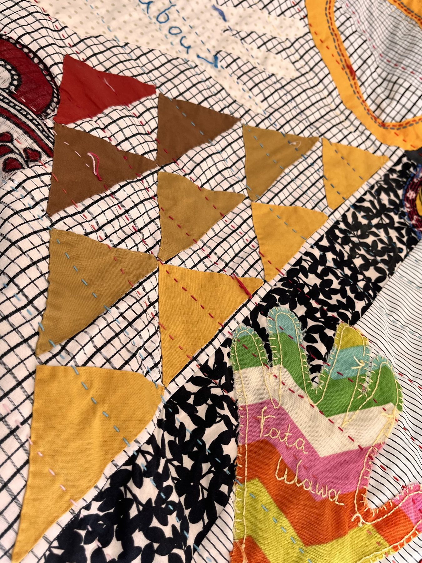 Joyeux Qiran detail
